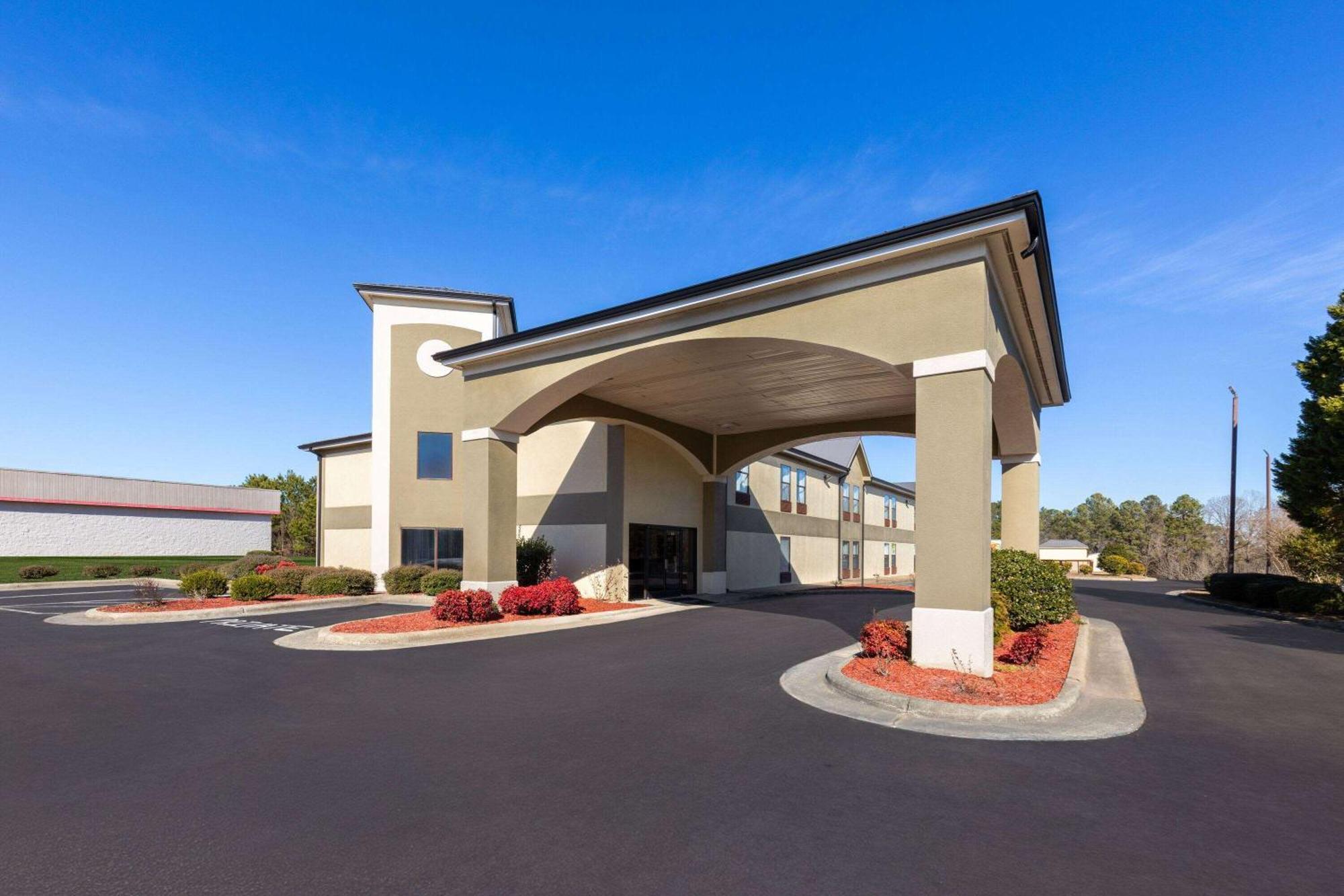 Baymont By Wyndham Creedmoor Hotel Luaran gambar