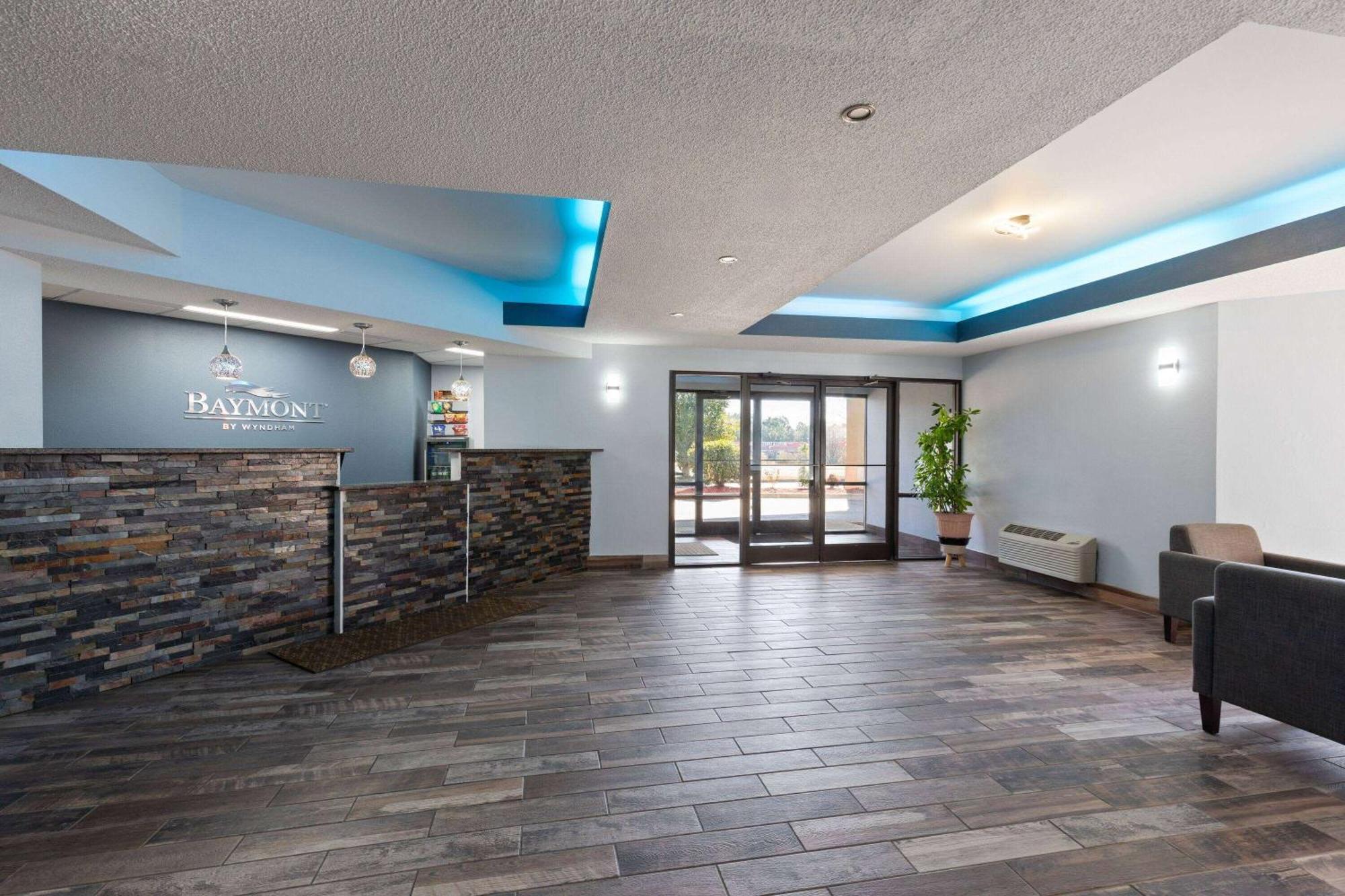 Baymont By Wyndham Creedmoor Hotel Luaran gambar